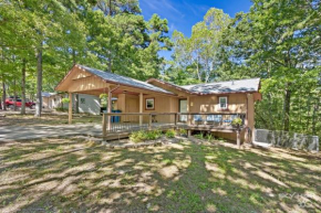 Wooded, Quiet Cottage, Very close to the Back 40